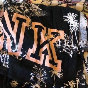 Beach towel Pink Victoria’s Secret